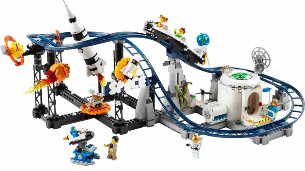 LEGO 31142 Space Roller Coaster building